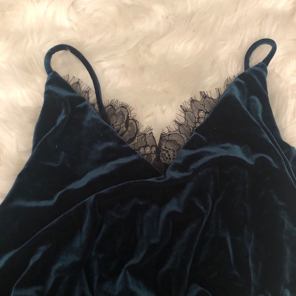 Fashion nova jumpsuit - Picture 2 of 3